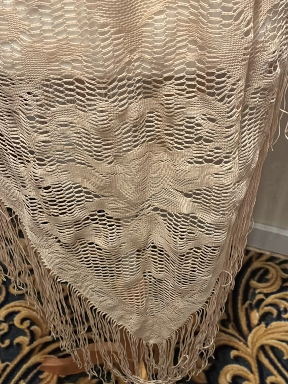Light Beige Fringe Shawl Wrap - Unbranded. Vintage.